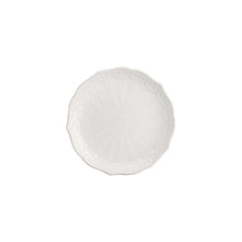 White porcelain bread & butter plate with embossed scalloped pattern, single plate