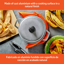 Cast aluminum caldero lid and pot base with black knob and side handles