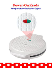 Electric pizza oven with power-on temperature indicator lights