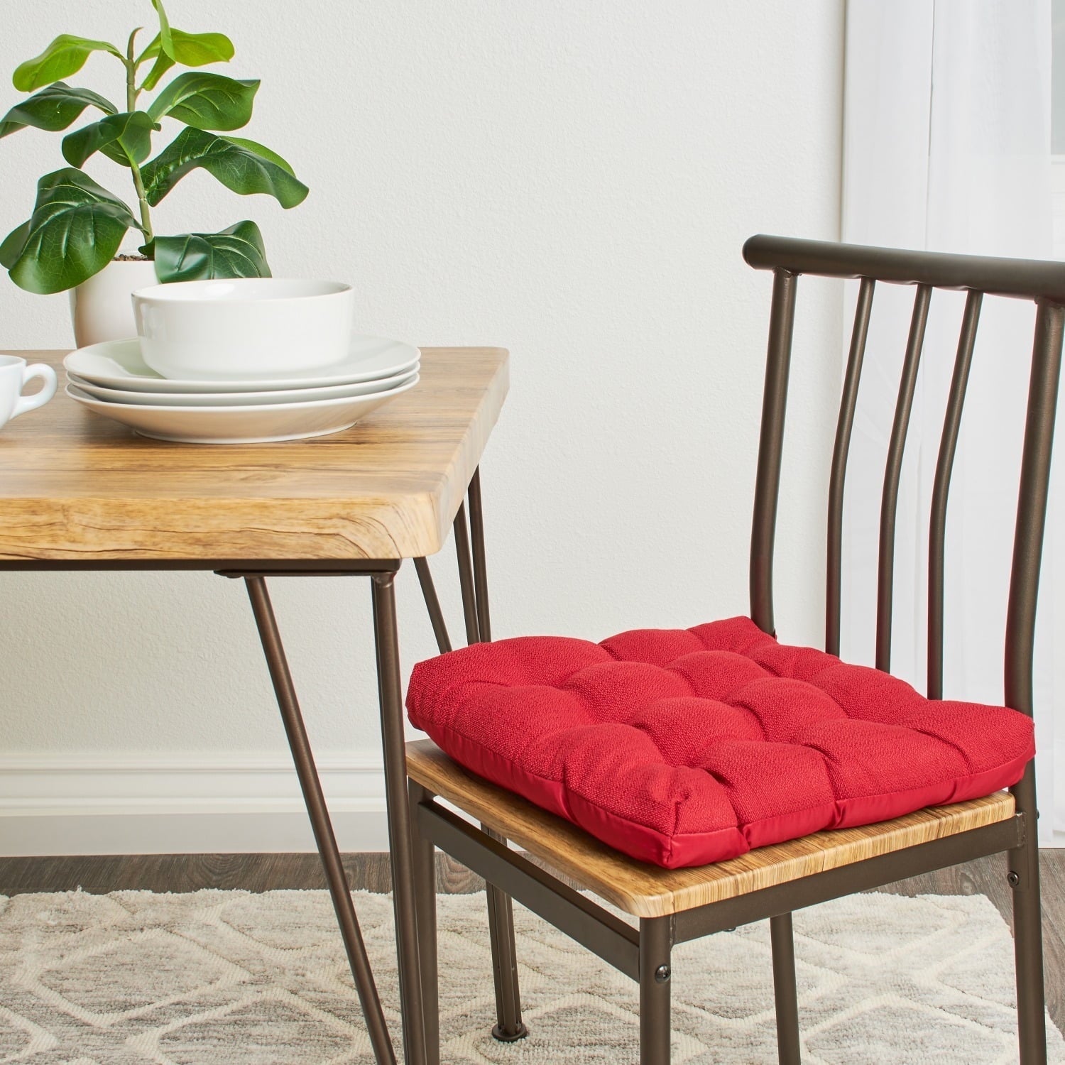Mainstays Textured Chair Seat Pad (Chair Cushion), 1-Piece, 15.5" x 16"