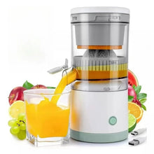 Automatic citrus juicer with mint base and clear pulp basket plus juice cup