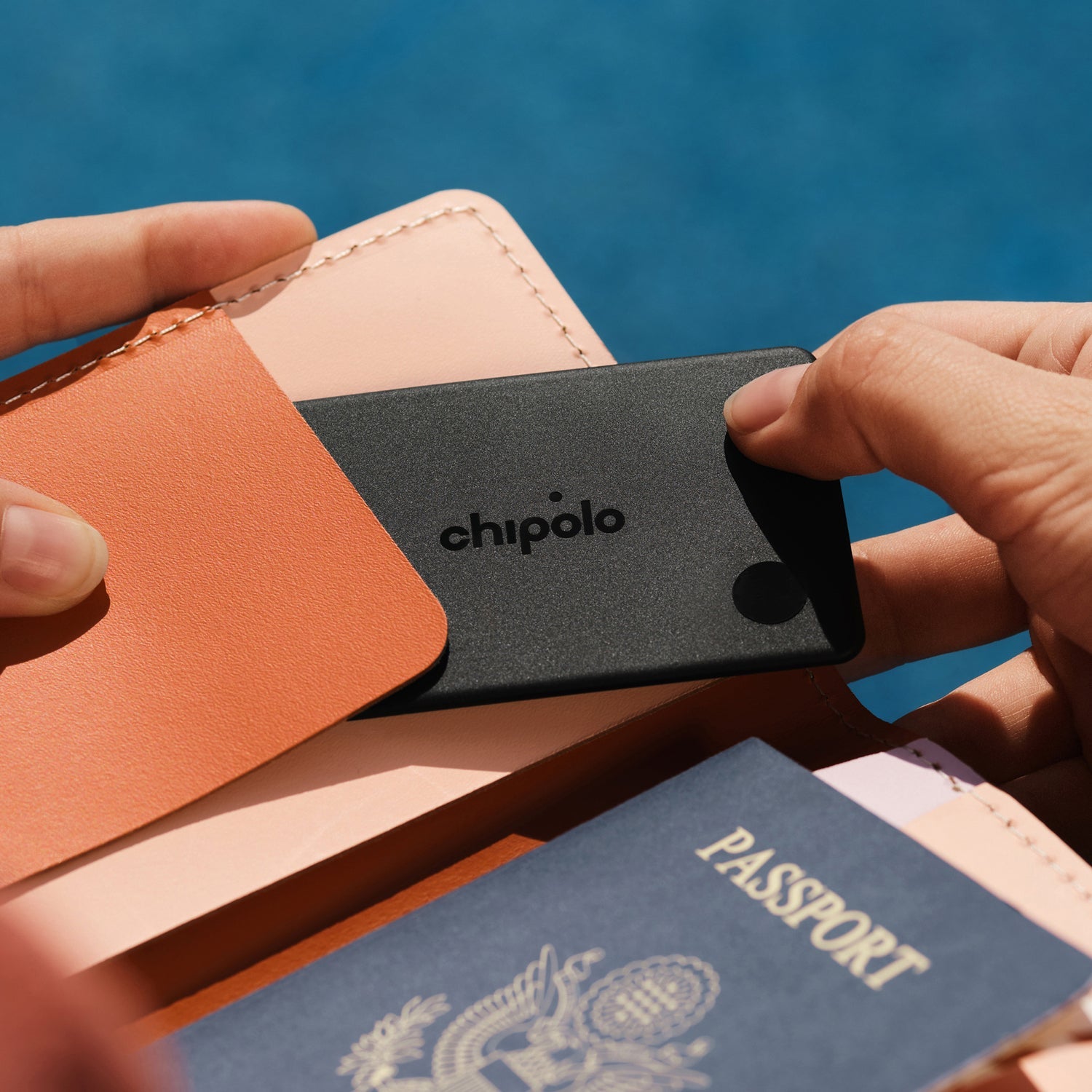 Chipolo LOOP & CARD Bundle - Rechargeable Bluetooth Tracker Item Locator for Keys, Bags & Wallets, Compatible with Apple Find My or Android Find Hub, Out of Range Alerts for Android & Call Your Phone