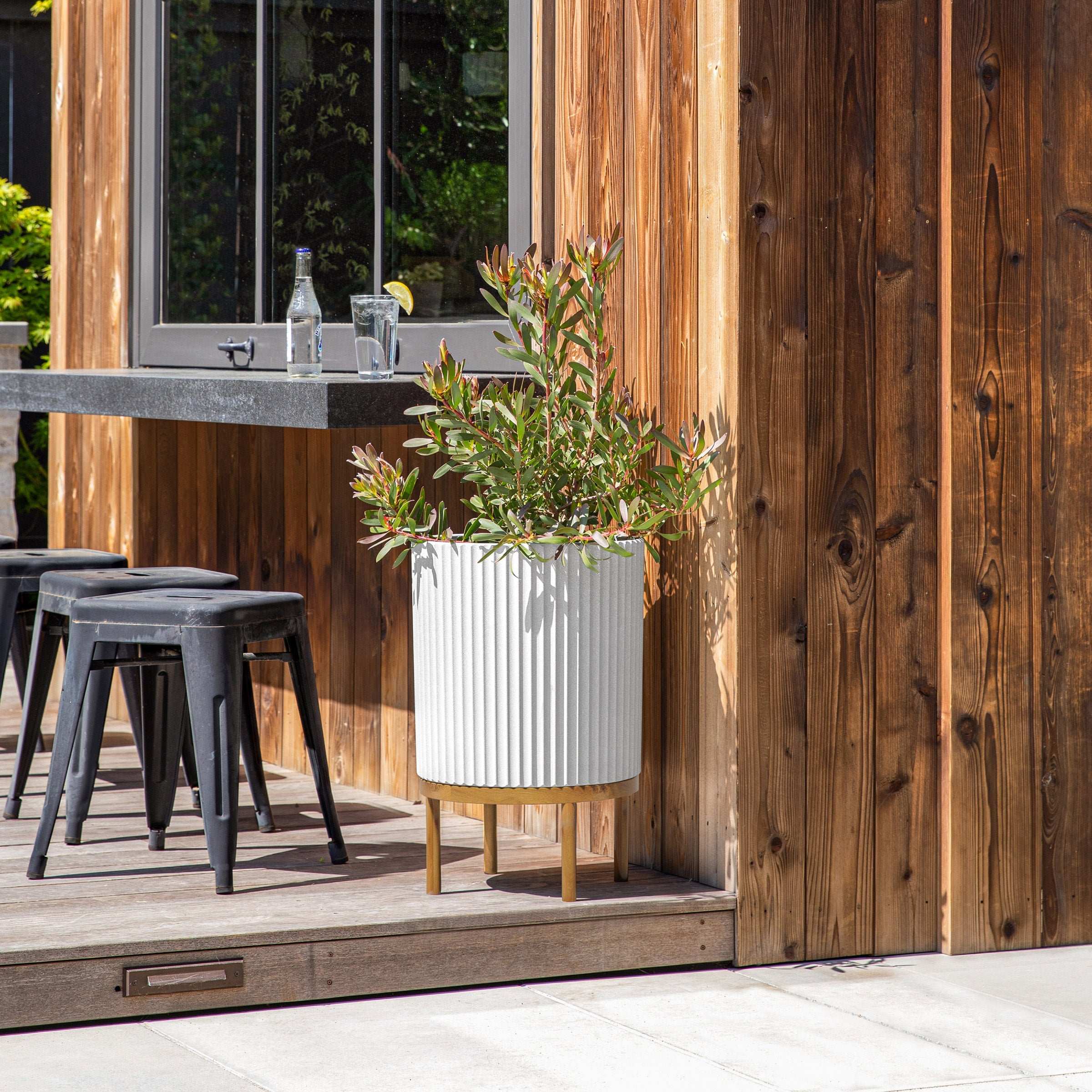 21.5‚Äù Capri Planter with Wood Stand by Veradek, 2-pack