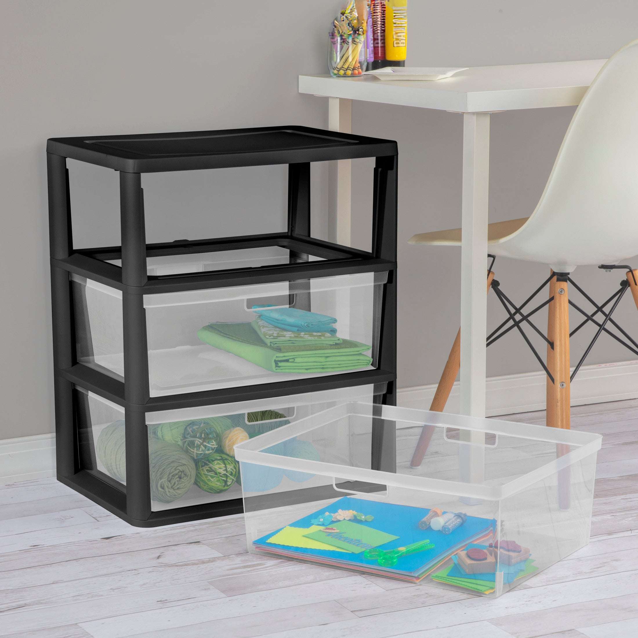 Sterilite Torre Ancha de 3 Cajones, Organizador de Almacenamiento de Plástico con Contenedores Transparentes Extraíbles, Fácil de Montar - No Requiere Herramientas, Negro