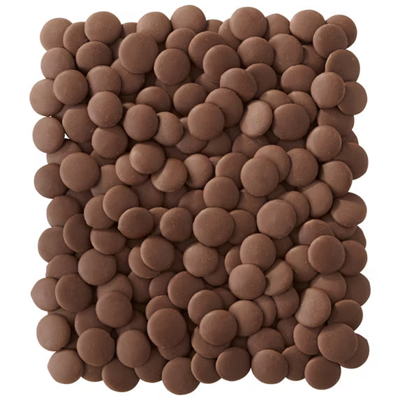 Wilton Chocolate Candy Melts 32oz (2lb Bag) for Fountains, Baking & Candy Making Wafer Chips