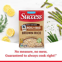 Brown rice boil-in-bag pouch with lemon slices and green asparagus.