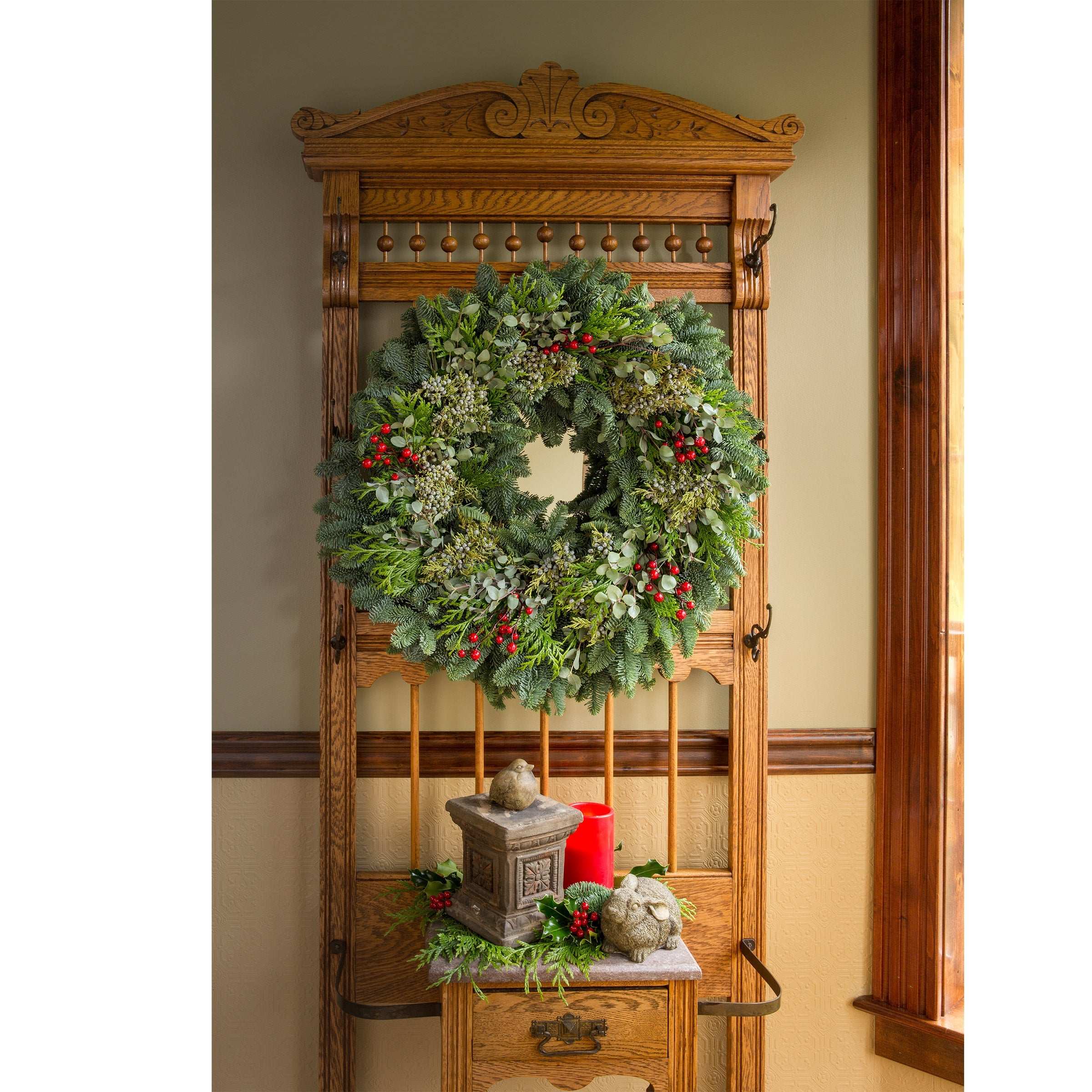 26" Fresh Scent of Season Wreath
