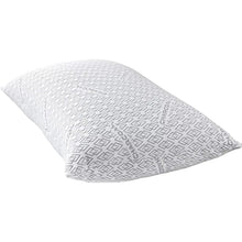 Geometric pattern pillow in light gray with diamond motif