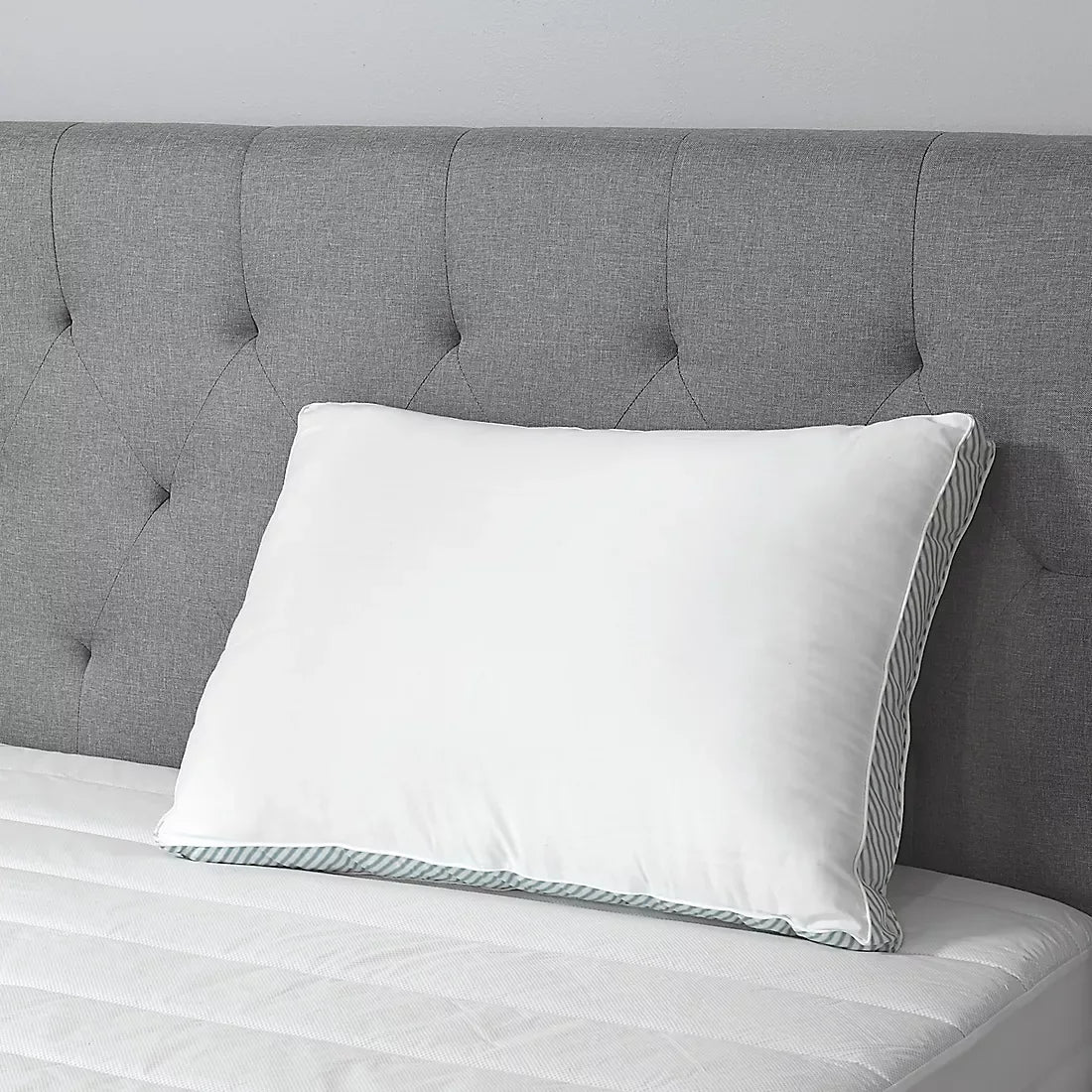 Sealy Extra Firm Support Standard/Queen Size Pillow - Striped Gusset - USA MEGA SHOP