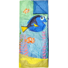 Kids' ocean Dory sleeping bag with blue fish, clownfish and coral prints