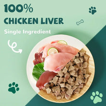 100% chicken liver freeze-dried treats graphic with raw chicken liver and liver pieces