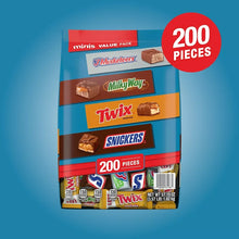 Chocolate candy variety pack bag labeled 200 pieces, featuring 3 Musketeers, Milky Way, Twix, Snickers