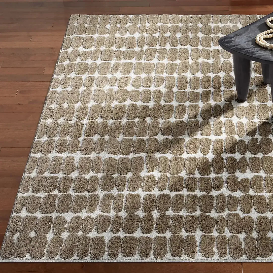 Tahari Freya 6' x 9' Area Rug (Select Color) - USA MEGA SHOP