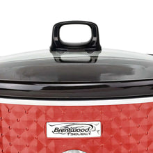 Red slow cooker lid handle and Brentwood Select logo on textured body, glossy black lid.