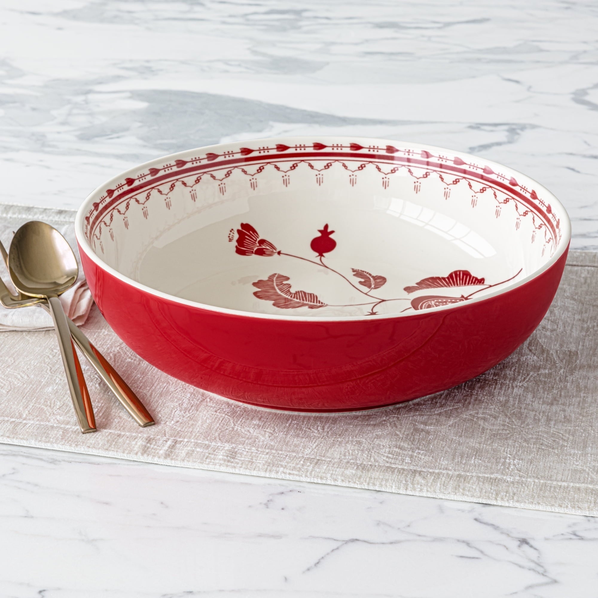 Sofia Home Red Stoneware Serve Bowl