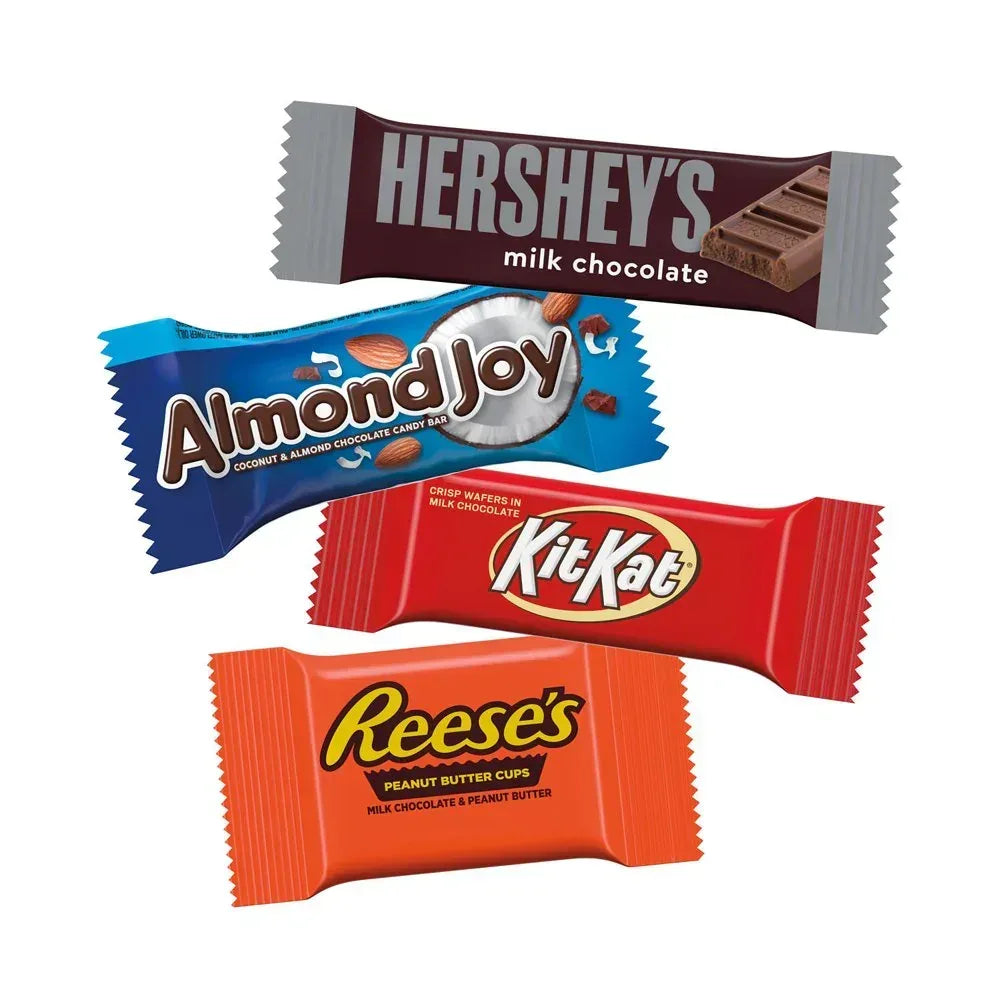 Hershey Assorted Chocolate Snack Size Candy, Variety Bag 15.57 Oz, 30 Pieces