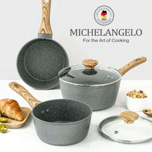 MICHELANGELO gray speckled saucepans set with glass lids and wood-grain handles