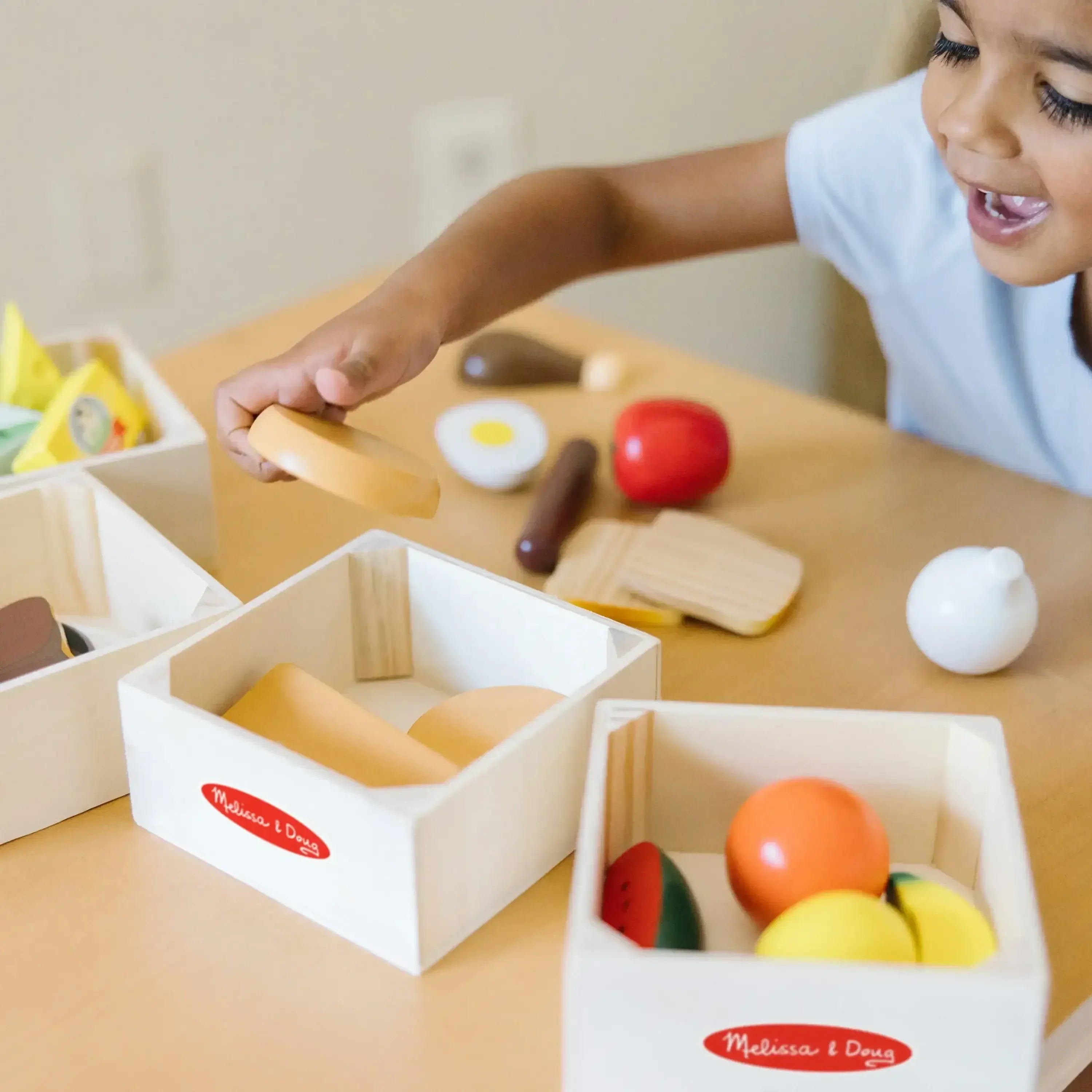 Melissa & Doug Food Groups - 21 Wooden Pieces and 4 Crates, Multi