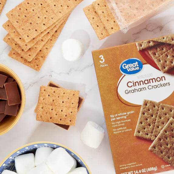 Cinnamon graham cracker squares with a 3-pack box, snack-size crackers