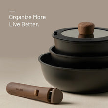 Nonstick cookware pot with detachable wooden handle and matching lid