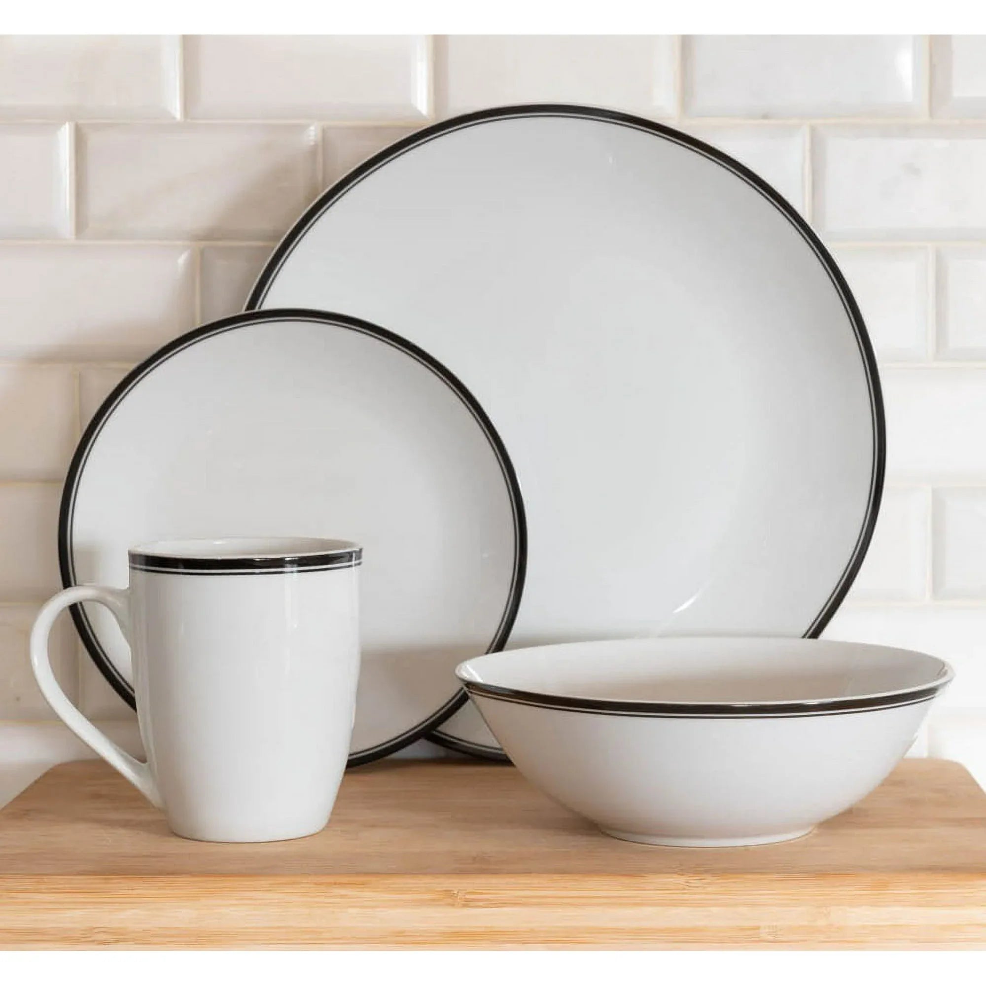 10 Strawberry Street Simply Coupe 16-Piece Ceramic Dinnerware Set, Black