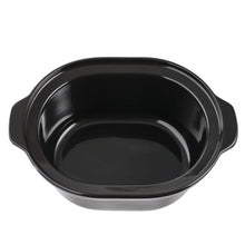 Programmable slow cooker cooking pot with glossy black interior