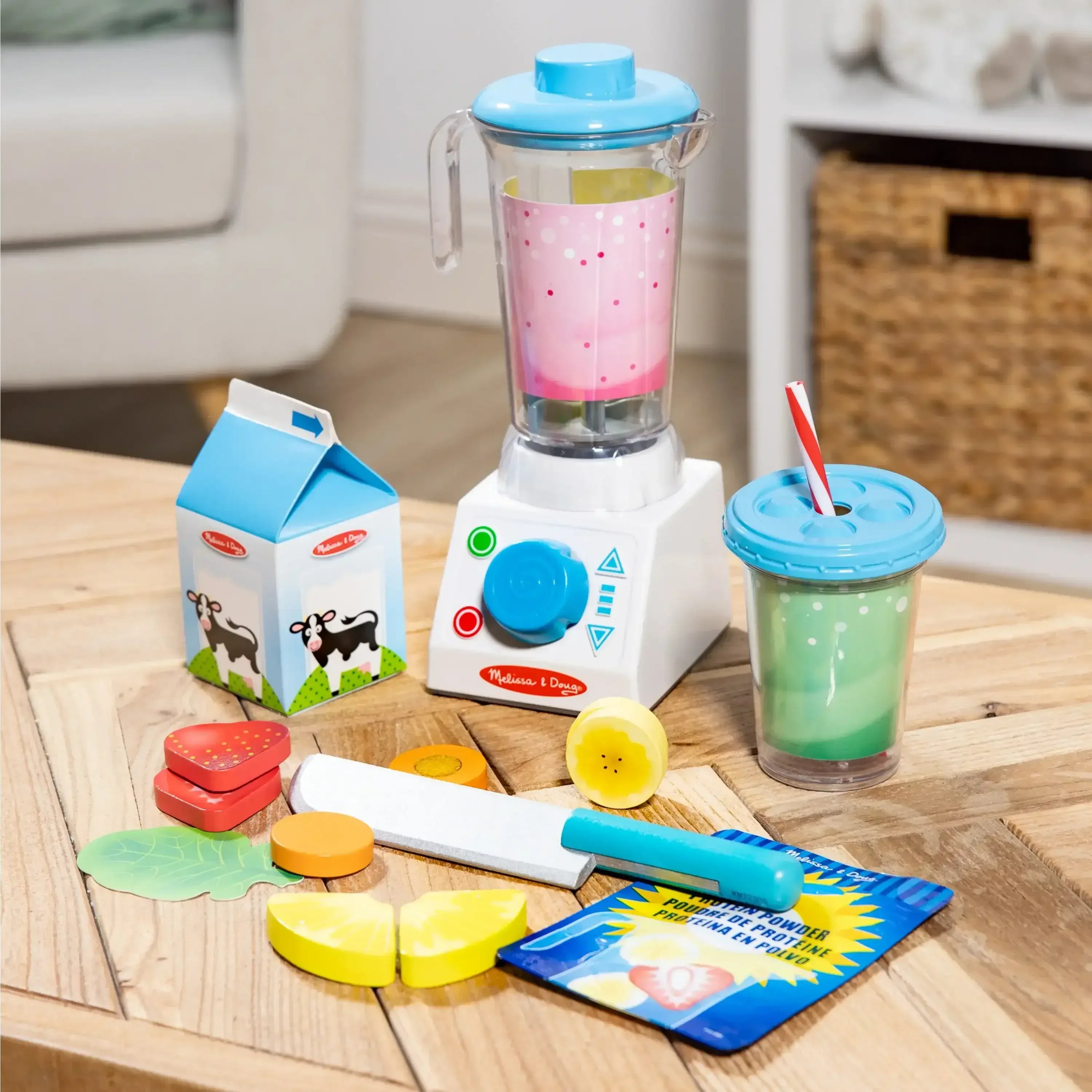 Melissa & Doug Wooden Smoothie Maker Blender 22-Piece Play Food Set