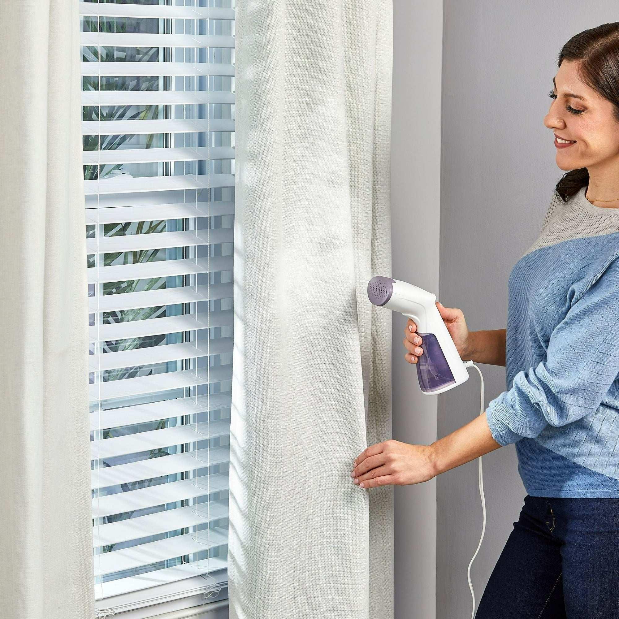 BLACK+DECKER 1000W Compact Garment Steamer with Pump Heater, Removable Water Tank, and Quick Heat-up - USA MEGA SHOP