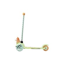 3-wheel toddler kick scooter side view with light green deck, mint wheels, 3D dog figure