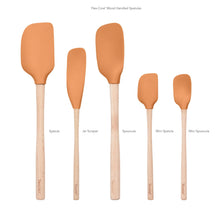 Set of 5 silicone spatulas with wood handles: spatula, jar scraper, mini spatulas