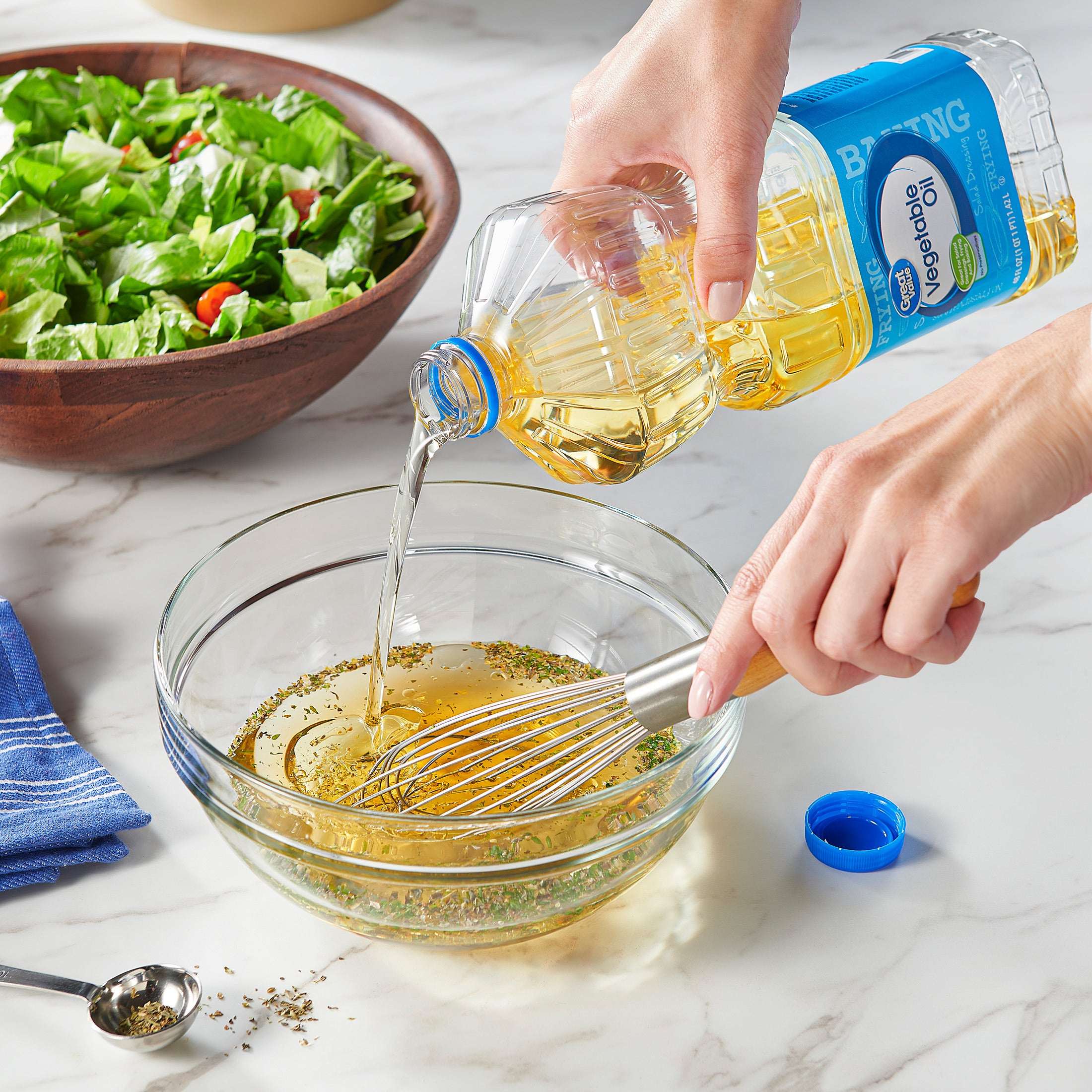 Great Value Vegetable Oil, Heart Healthy and Versatile, 48 fl oz Bottle