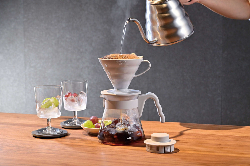 Hario V60 Pour Over Coffee Starter Set, 02 Red