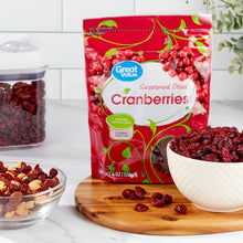 Sweetened dried cranberry bag, red pouch with Sweetened Dried Cranberries label