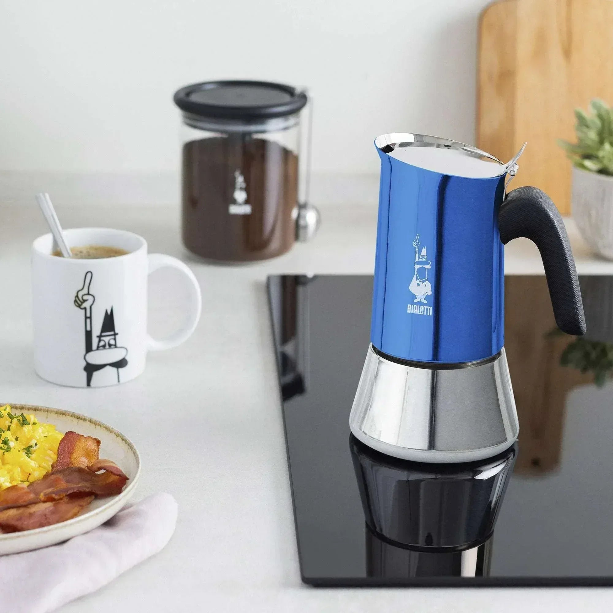 Bialetti Stovetop Espresso Maker Venus Blue, 6 Cup