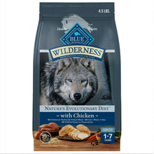 Blue Buffalo Wilderness dry dog food pouch, 4.5 lbs, with wolf photo and chicken