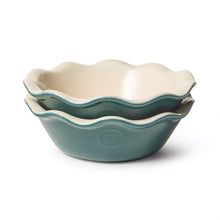 Mini pie dishes set of 2 in evergreen with scalloped shell-shaped bowls