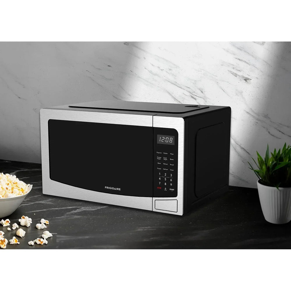 Frigidaire 1.1cu. ft. Stainless Steel 1000W Microwave with 10 Adjustable Power Levels - USA MEGA SHOP