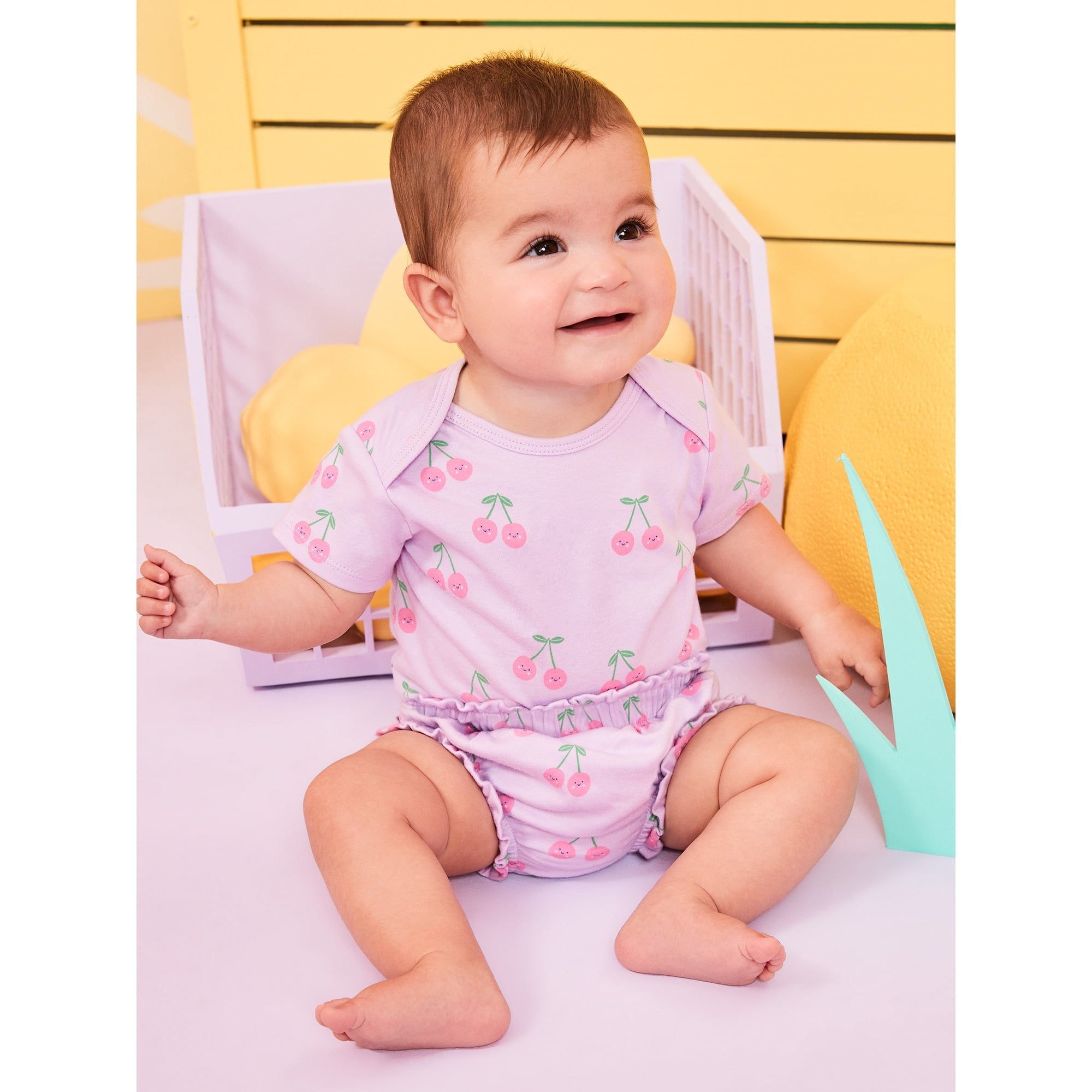 Garanimals Newborn Baby Boy, Girl & Unisex Cotton Short Sleeve Bodysuits, Multiple Sizes 0–24 Months, 4-Pack