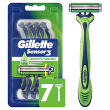 Disposable men's razor set in blister pack with green and blue handle