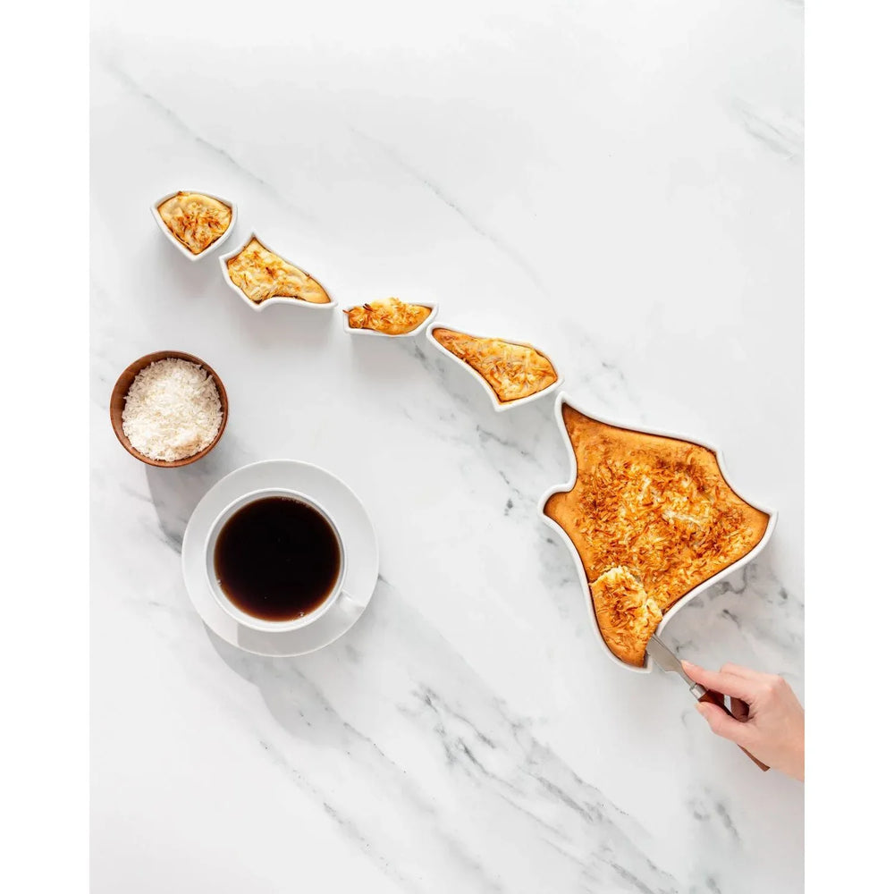 Lark Porcelain State-Shaped Bake & Serve Dish, Choose State - USA MEGA SHOP