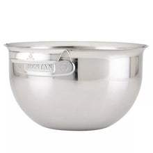7-qt stainless mixing bowl with pouring lip and integrated handle