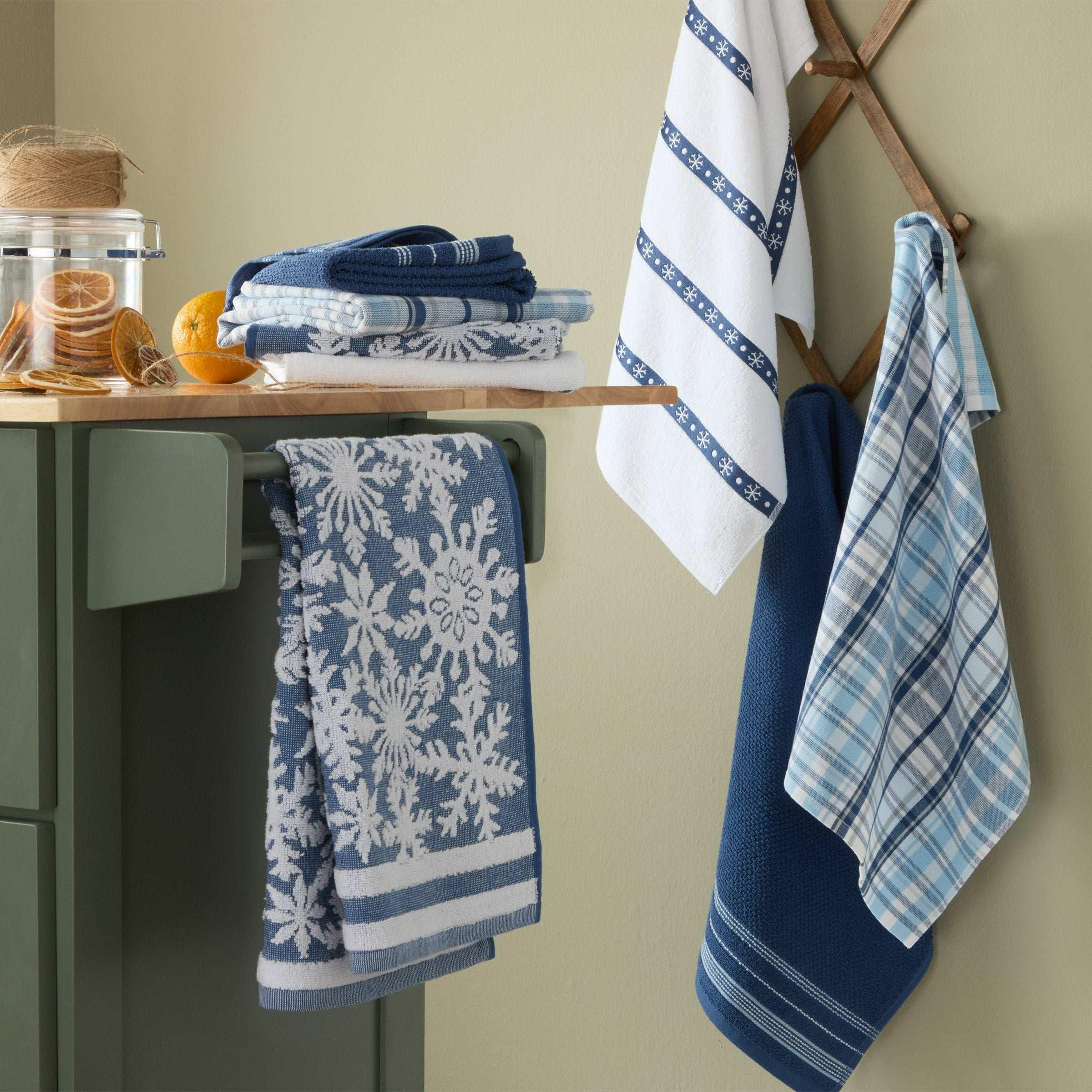 Holiday Kitchen Towels, 8-pack