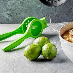 IMUSA Lime Squeezer / IMUSA Exprimidor de Limones y Frutas Citricas