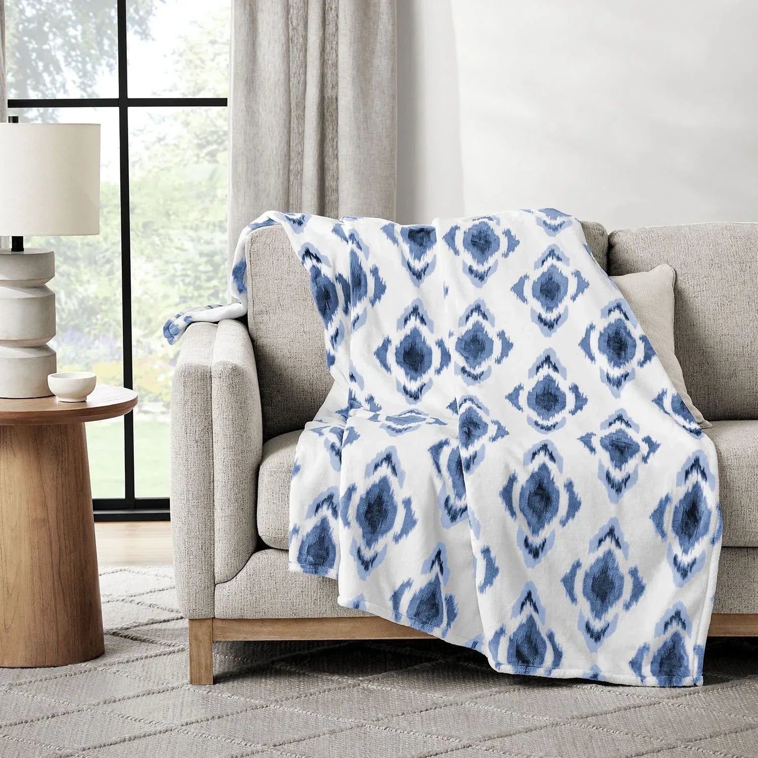 Member's Mark Seasonal Lounge Throw, 60"x70"
