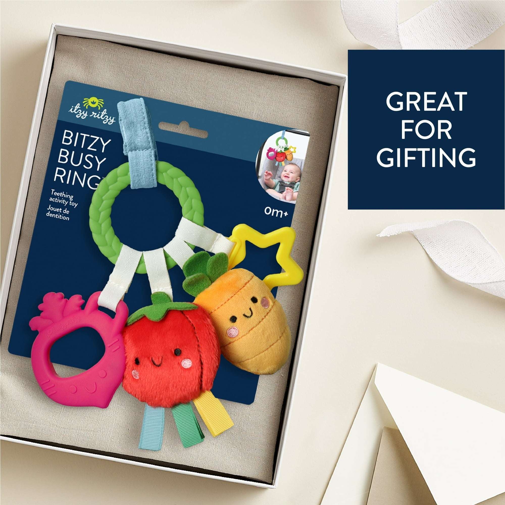 Itzy Ritzy Bitzy Busy Ring™ Juguete de Actividad para Asiento de Coche y Cochecito Veggie