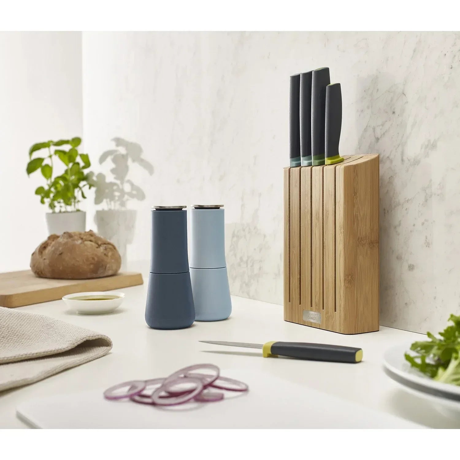 Joseph Joseph Milltop Non-spill Salt & Pepper Set (Assorted Colors)