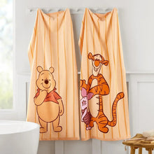 Orange kids' bath towels with Winnie the Pooh and Tigger character prints, set of 2