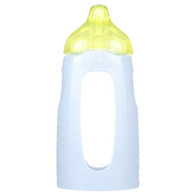 Natural feeding bottle with yellow anti-colic nipple and squeeze design