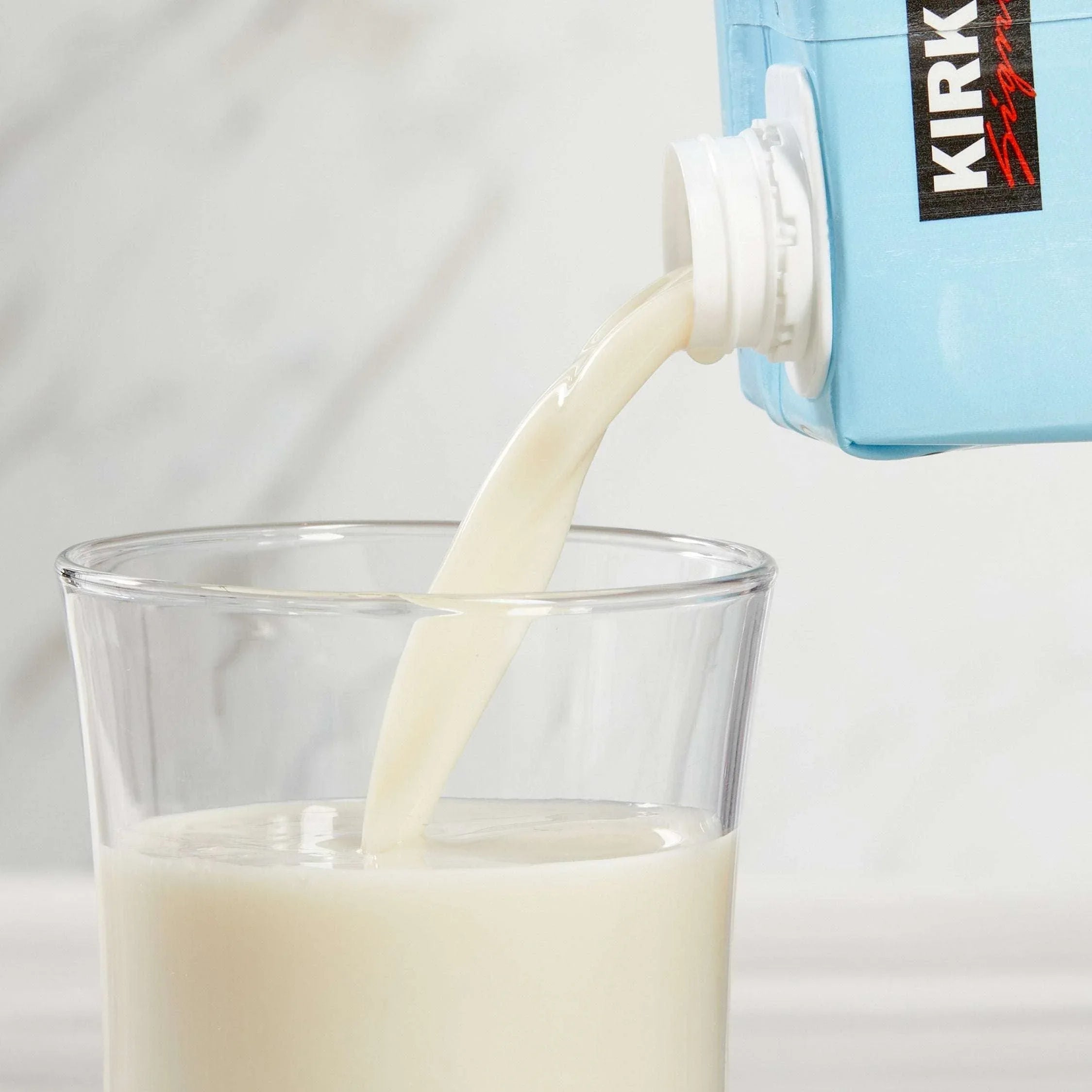 Kirkland Signature, Almond Milk, 1 qt, 12-count - USA MEGA SHOP