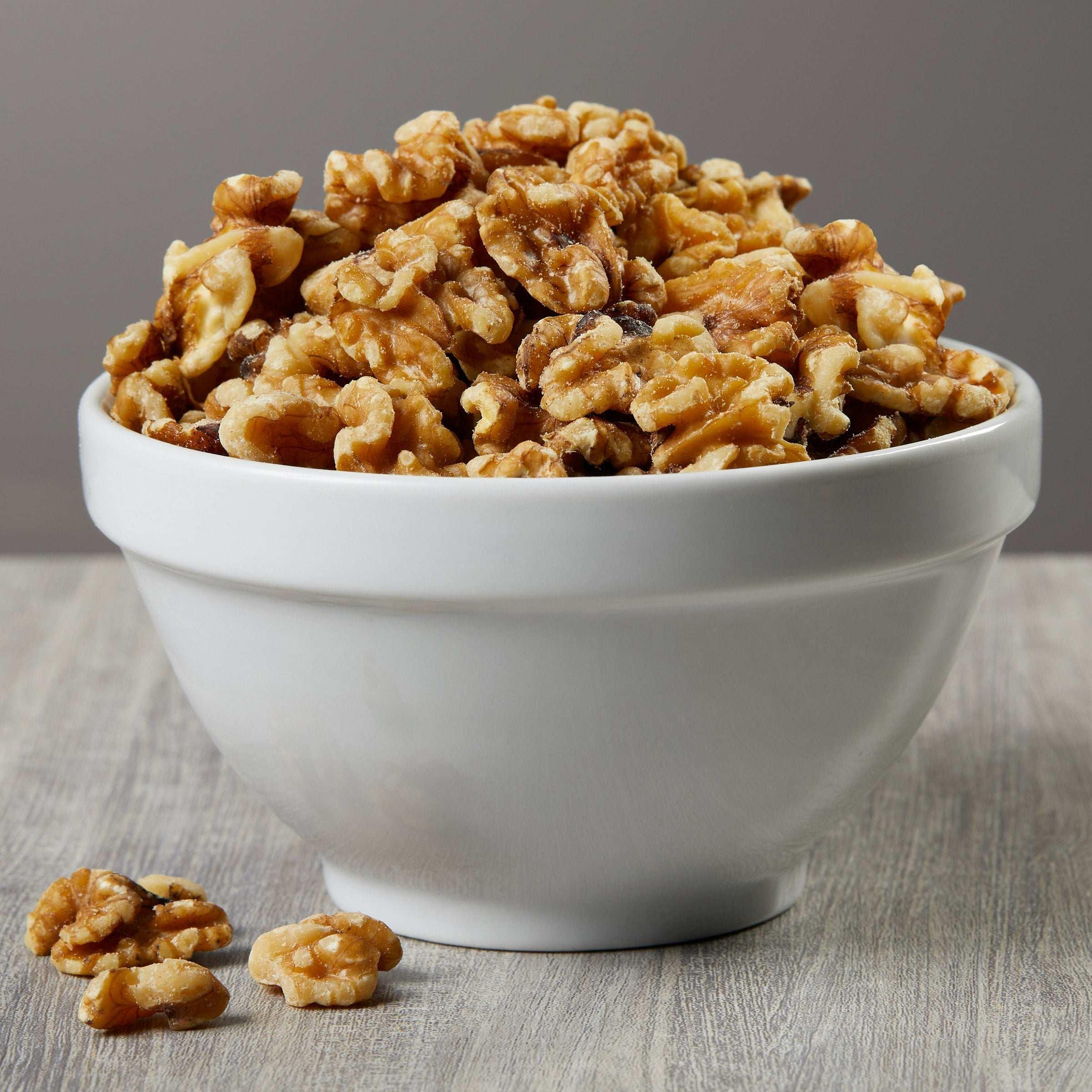 Kirkland Signature Walnut Halves, 3 lbs - USA MEGA SHOP